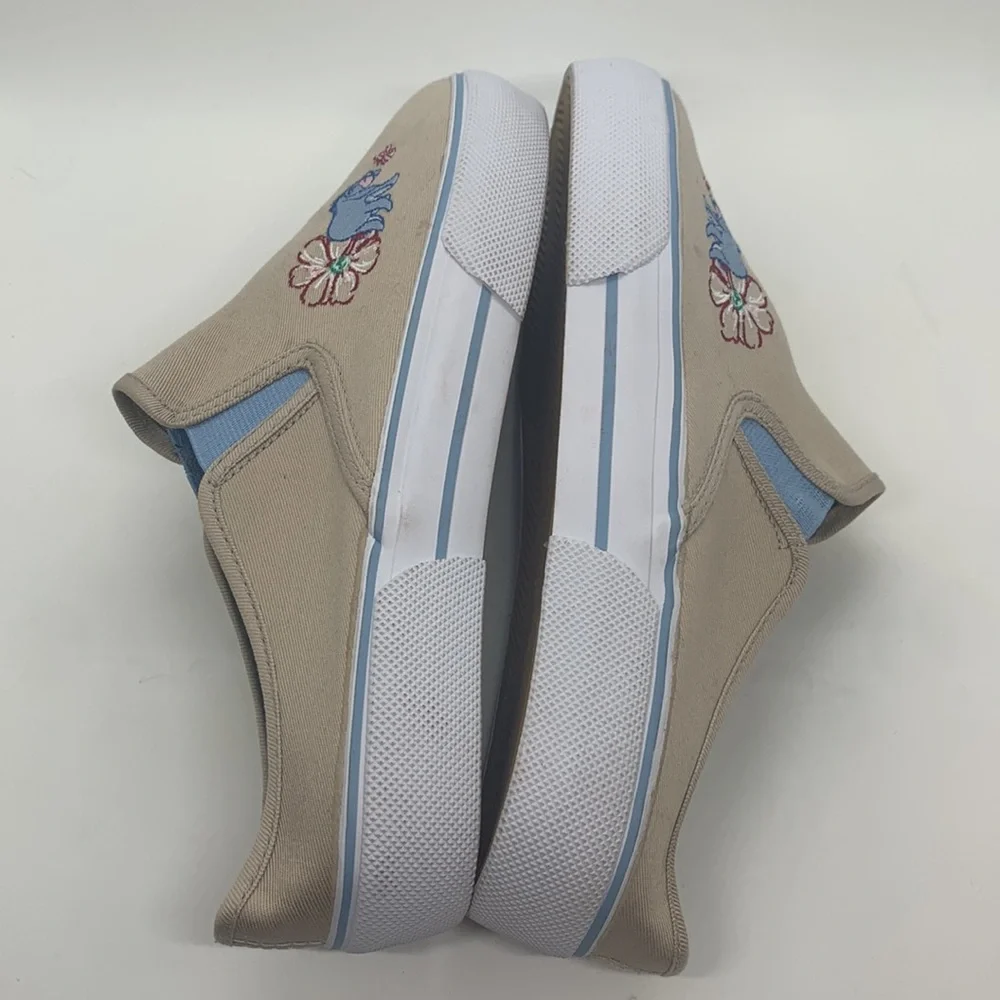 DISNEY NWOT Eeyore Slip-on Sneaker 7 Shoe *Flawed Embroidered Canvas Casual